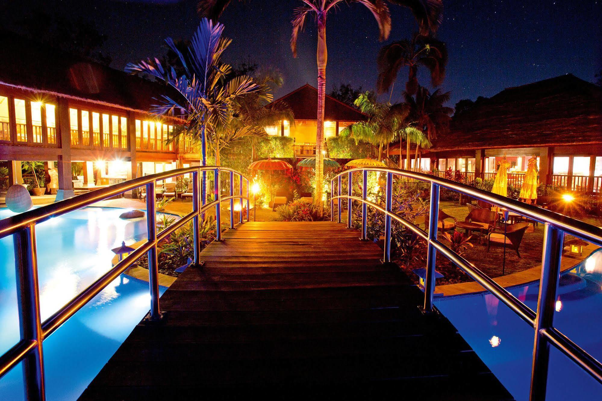 Отель Makepeace Island Noosa North Shore Экстерьер фото