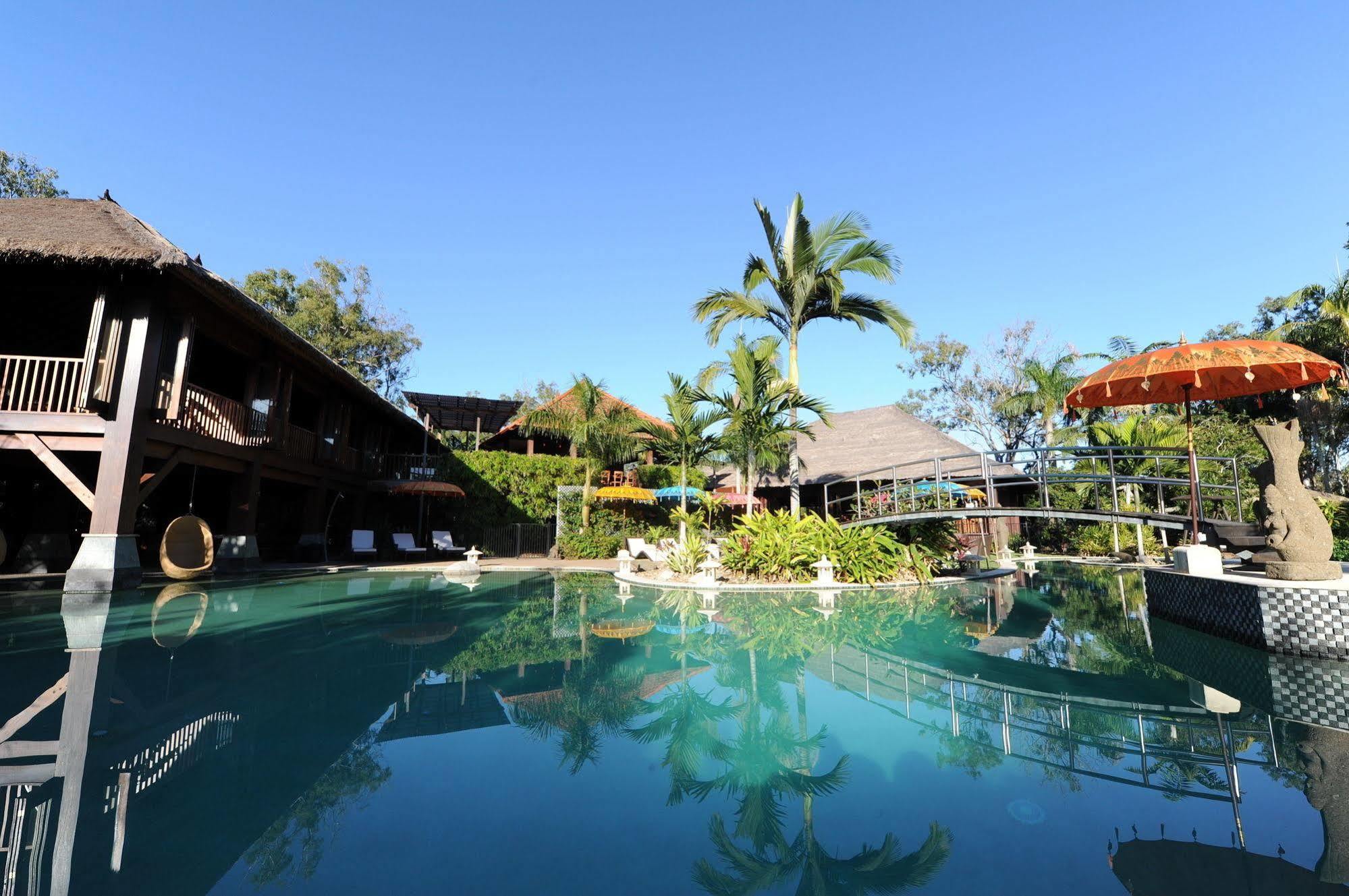 Отель Makepeace Island Noosa North Shore Экстерьер фото